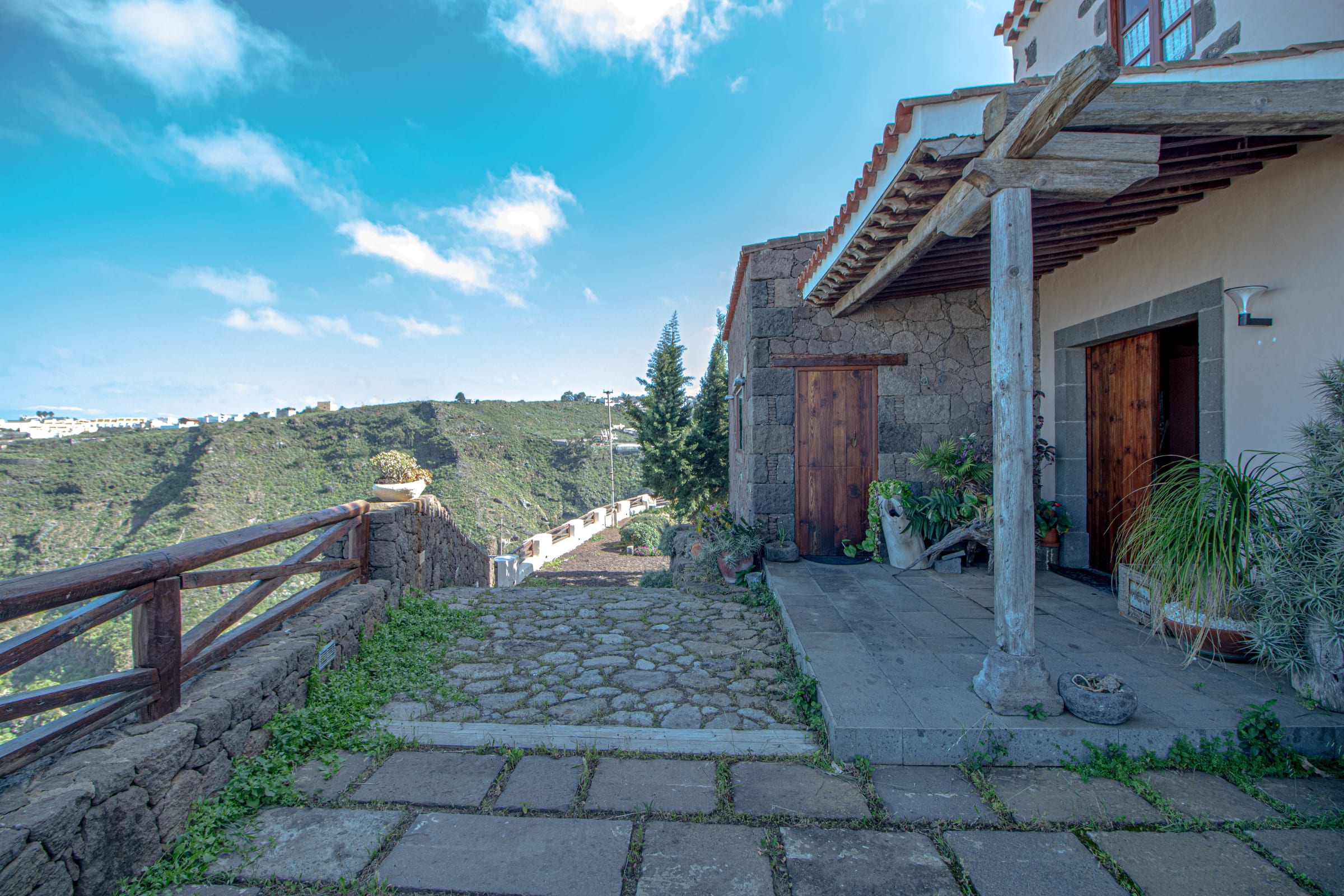 Azuaje Mountain Hideaway House Moya