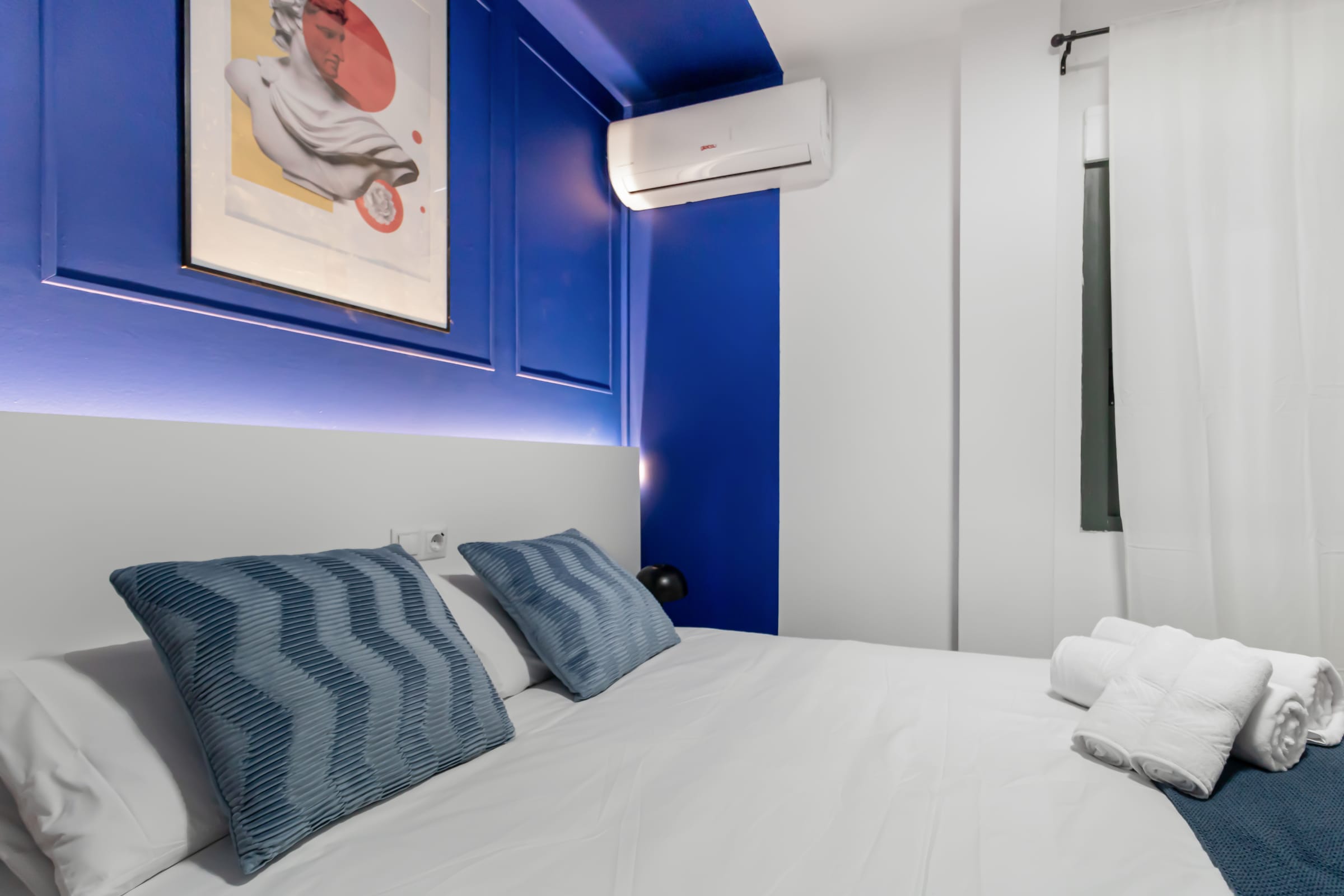 #1 Large Attic Las Canteras Rooms