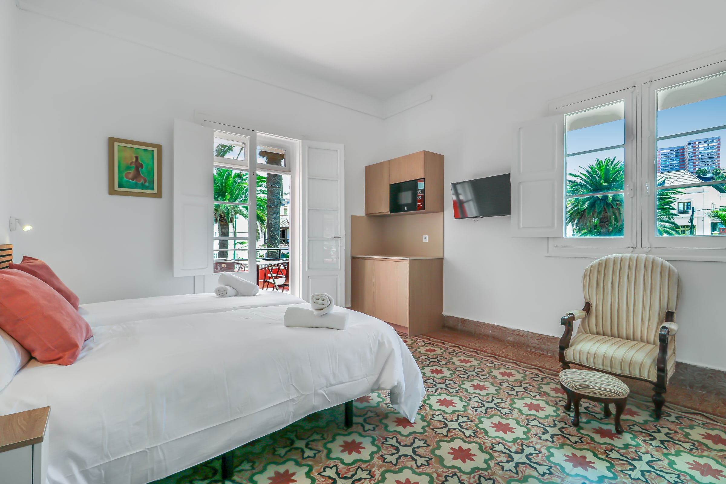 #204 City Garden Suites Nadami 1935