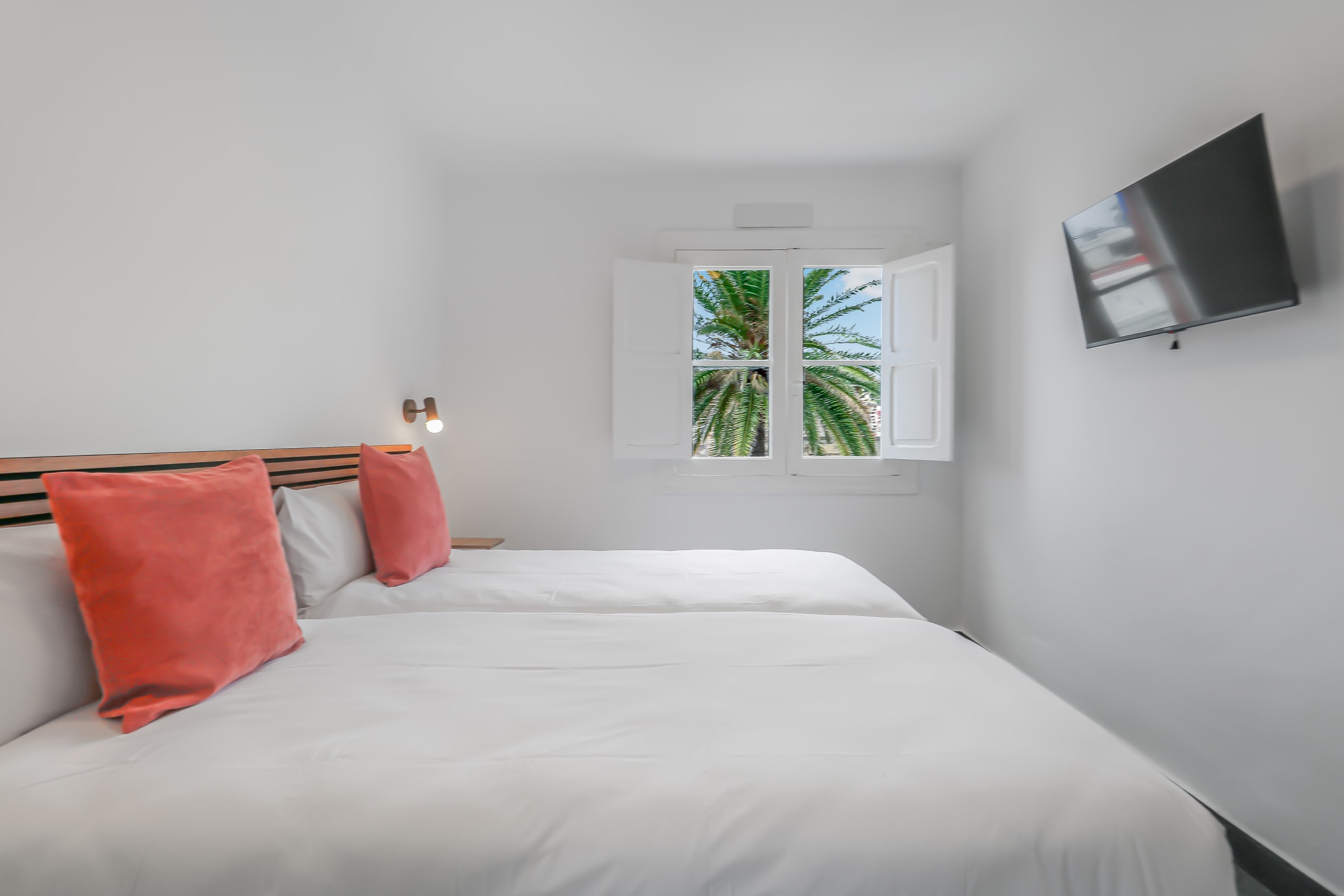#301 City Garden Suites Nadami 1935