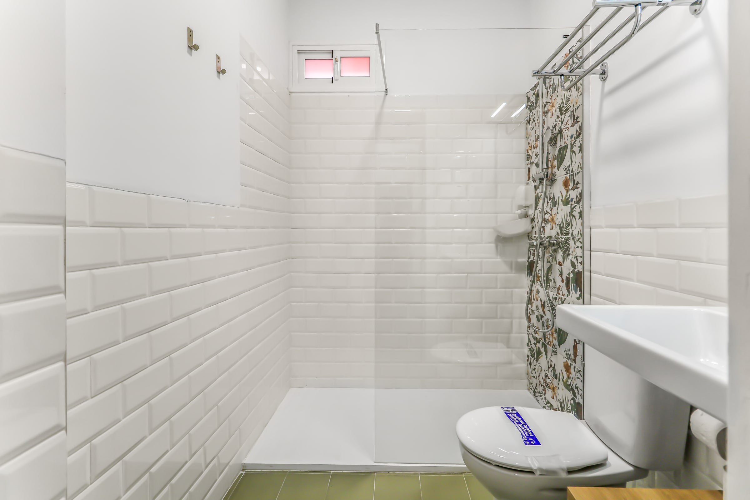 #102 City Garden Suites Nadami 1935