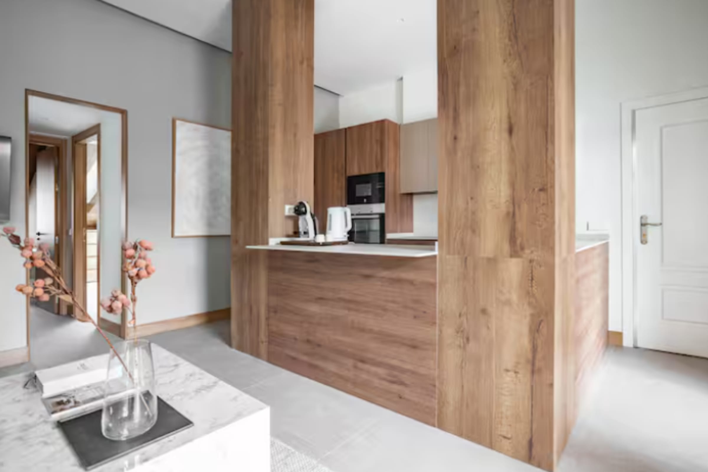 Spacious 2-BR Apartment Madrid
