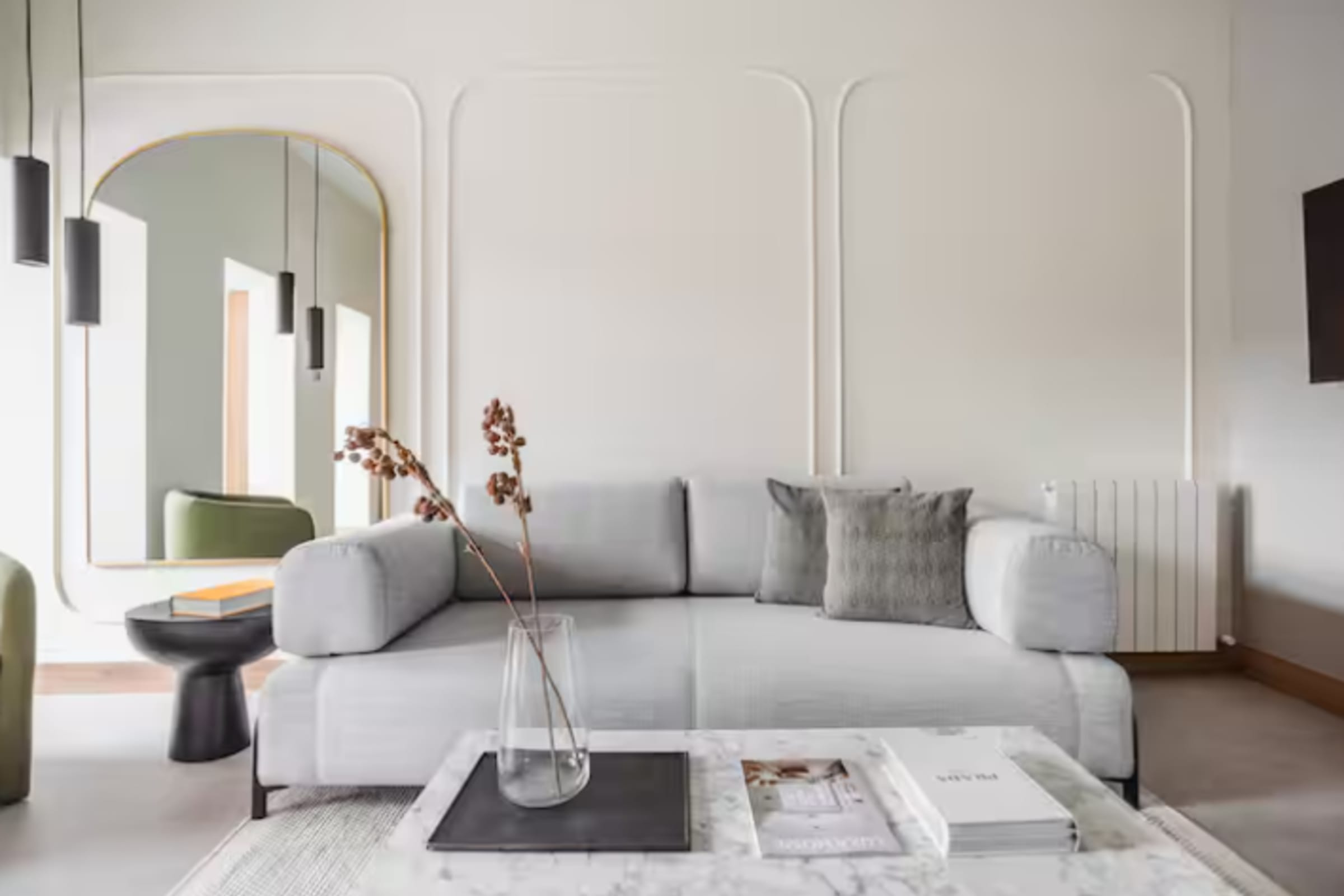 Spacious 2-BR Apartment Madrid