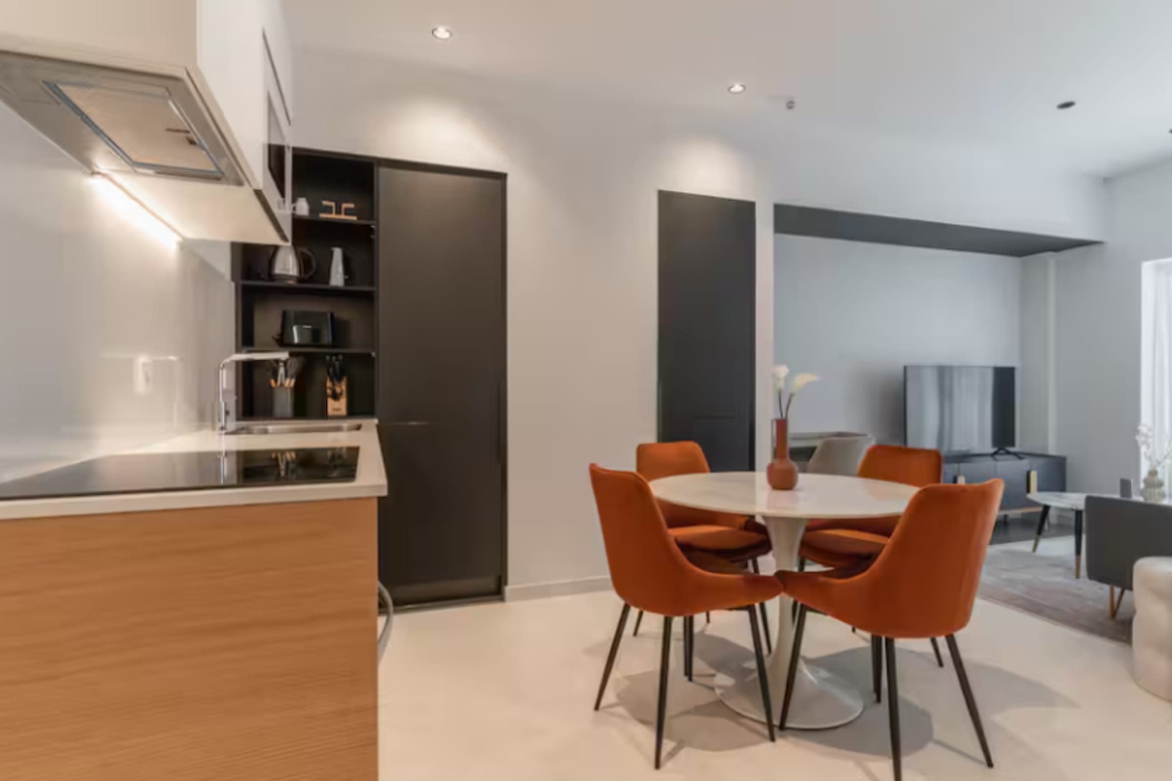 Lovely 1-BR Apartment Madrid