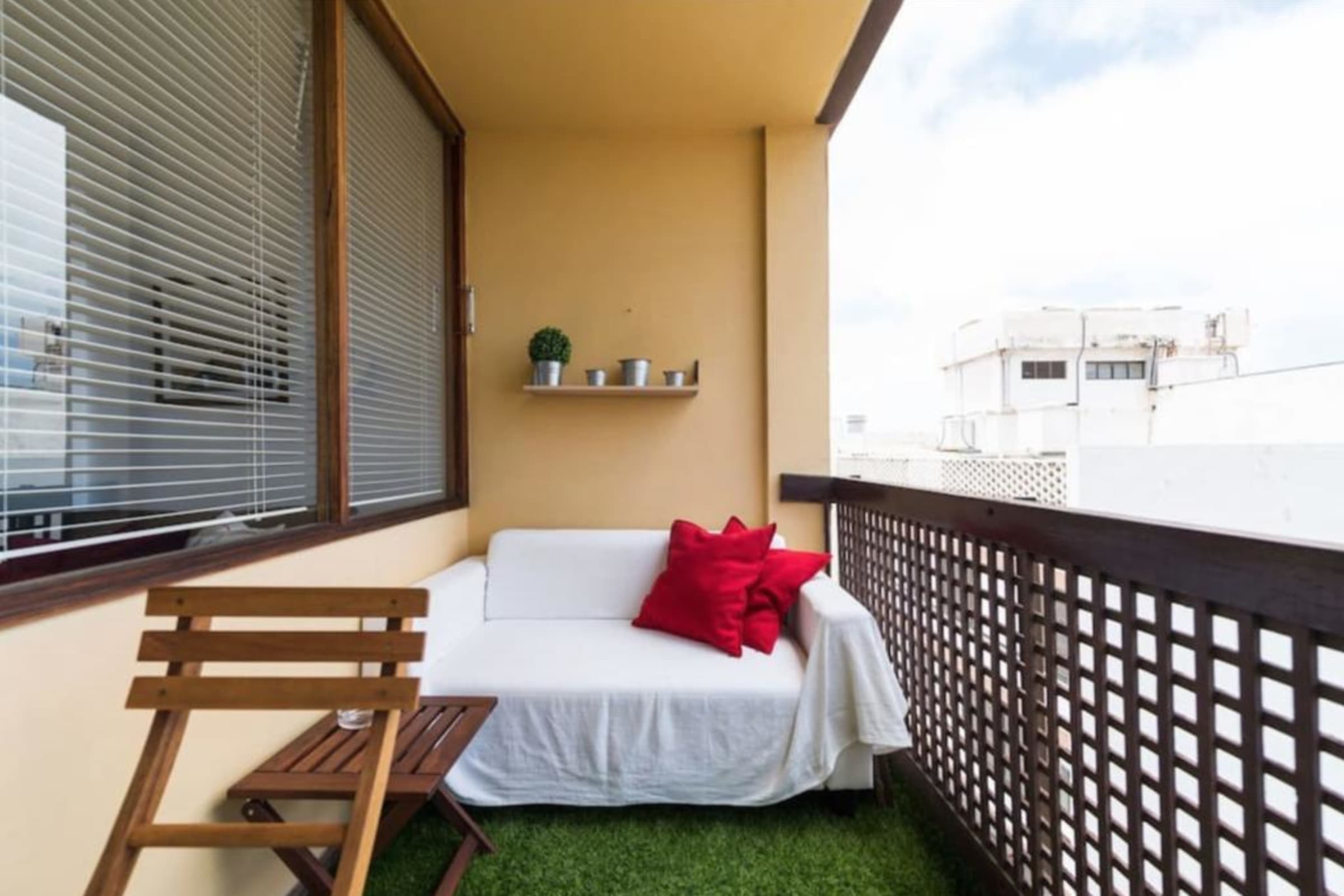 Las Palmas Skyline 2 BR Apartment